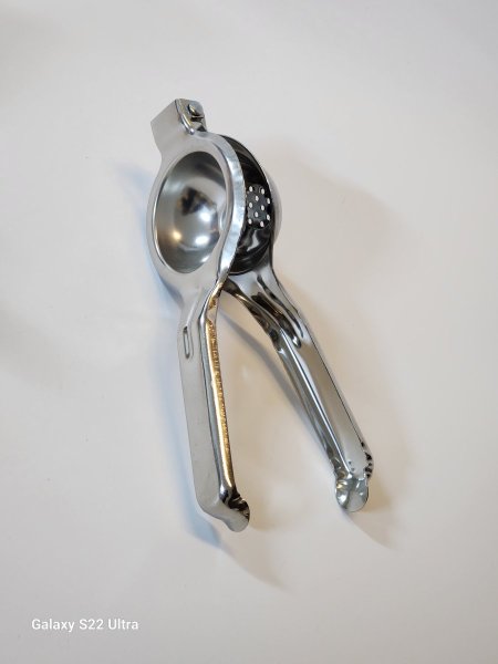 عصارة ليمون كبس ستانلس