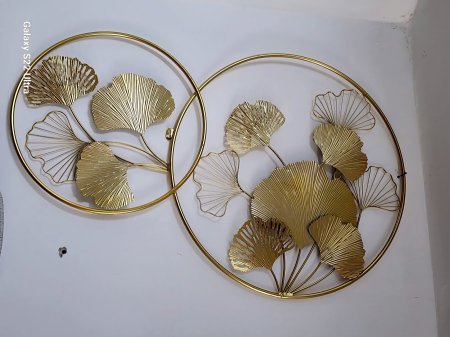 برواز أشكال معدن مطلي ذهبي