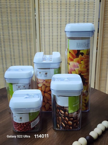 طقم 5 علب بقوليات أكريلك مع غطاء ضفط