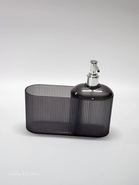 علبة سائل صابون