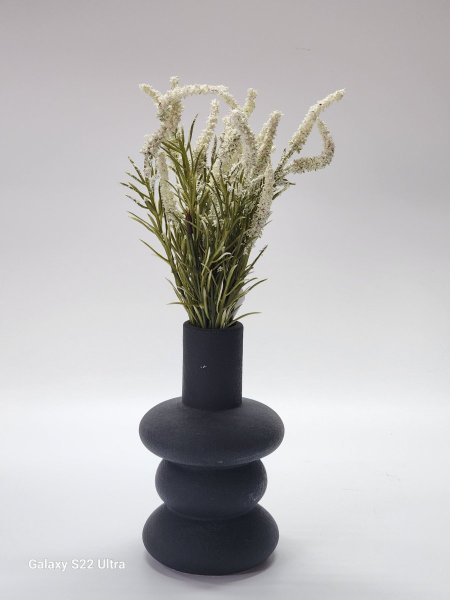 مزهرية جبصين اسود