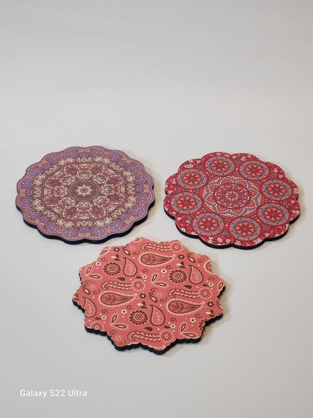 كوستر خشب رسم مغربي