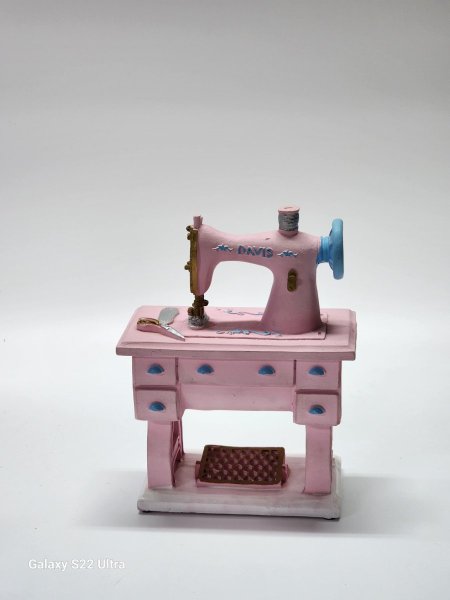 تحفة ماكنة خياطة جبصين