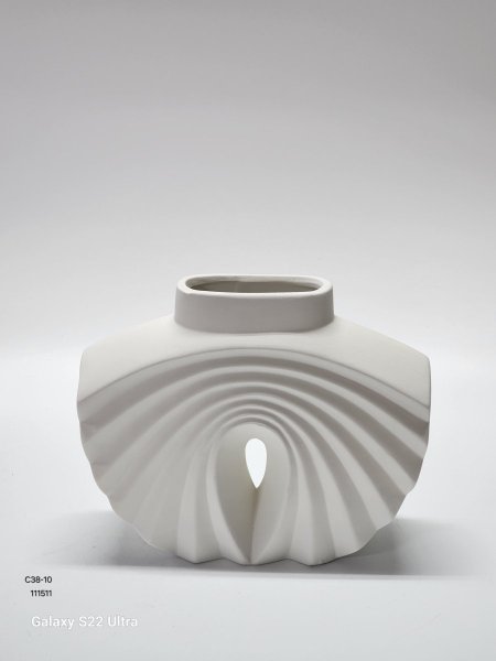 مزهرية جبصين ابيض