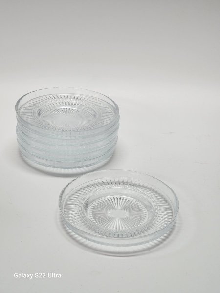 صحن كاسات زجاج محزز/6