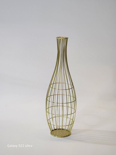مزهرية مشبك طويلة معدن مطلي لون ذهبي