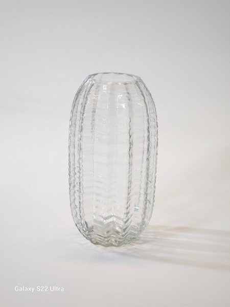 مزهرية زجاج شفاف