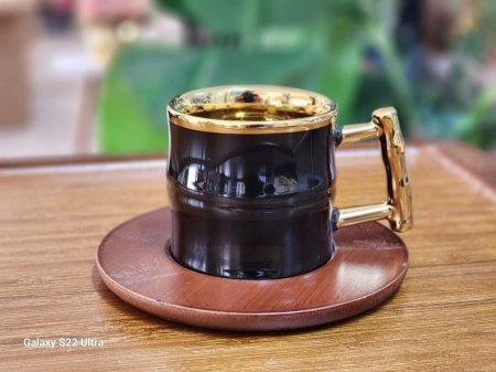 طقم فناجين لون اسود صحن خشب / 12