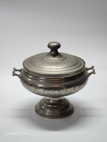 جاط نحاس تركي مع قاعدة