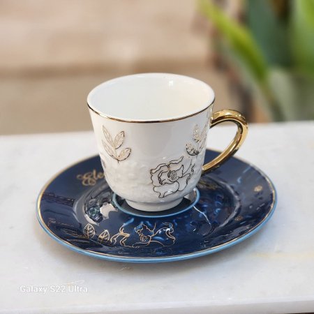 فناجين بورسلان ابيض صحن ملون6+6صحون