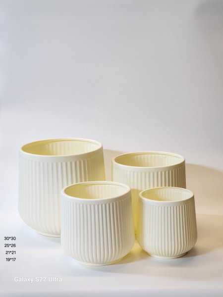 قوار تنسيق زريعة بلاستيك مقوى محزز