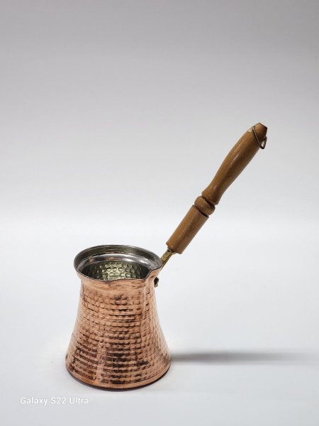 غلاية نحاس تركي يد خشب