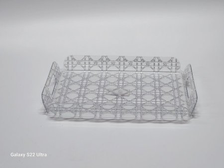 صينية أكريلك شفاف