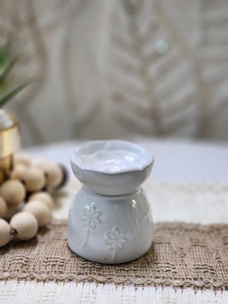 مبخرة زيت زجاج اييض