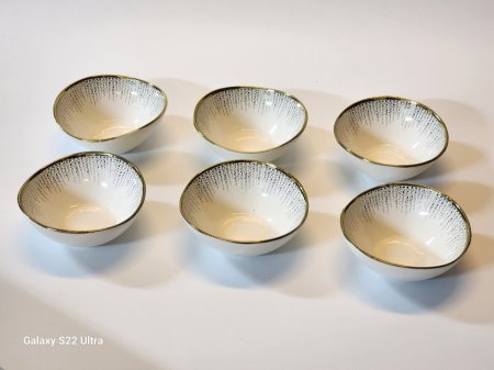 طقم 6 صحون مكسرات ابيض مذهب