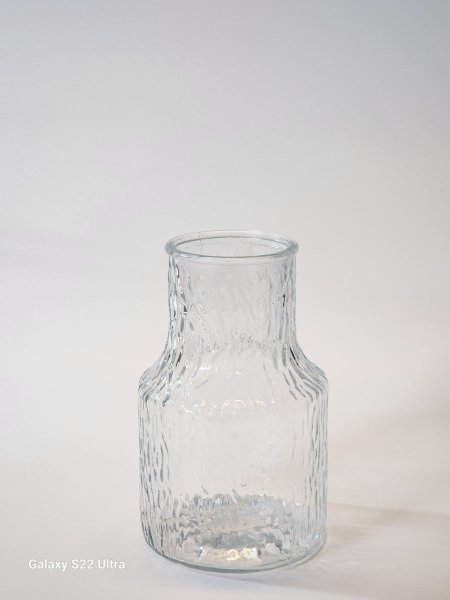 مزهرية زجاج شفاف