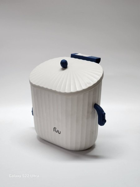 سلة نفايات تعليق