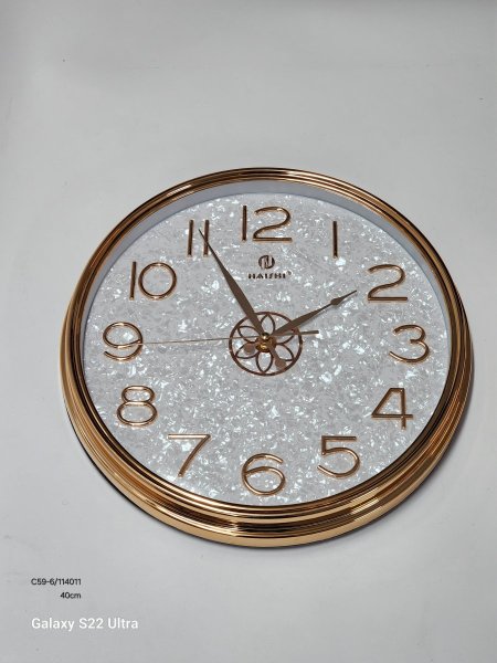 ساعة حائط بلاستيك مقوى لميع قطر 40سم