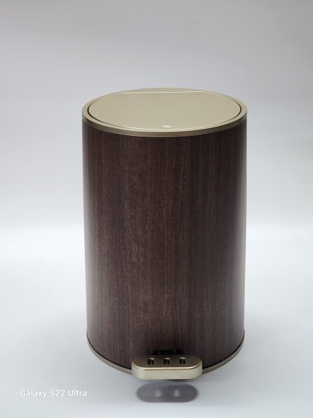 سطل نفايات دعسة +كبسة بلاستيك مقوى لون خشبي مع سطل داخلي