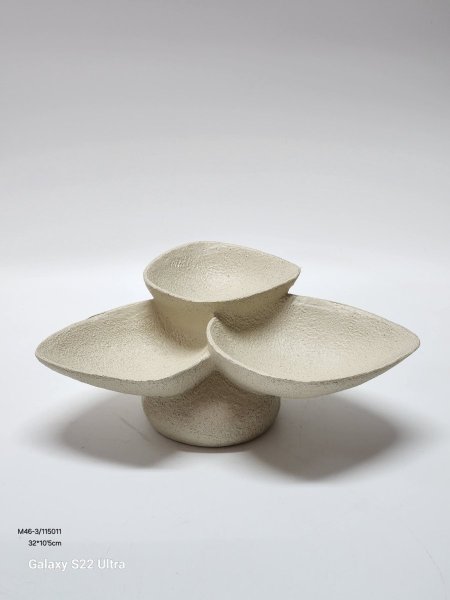 مضيفة حجر ثلاثية 32*5'10سم