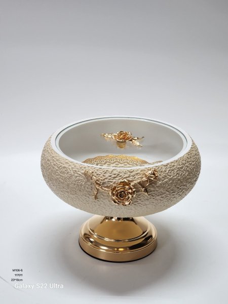 مضيفة جبصين لون بيج مع غطاء زجاج 23*18سم