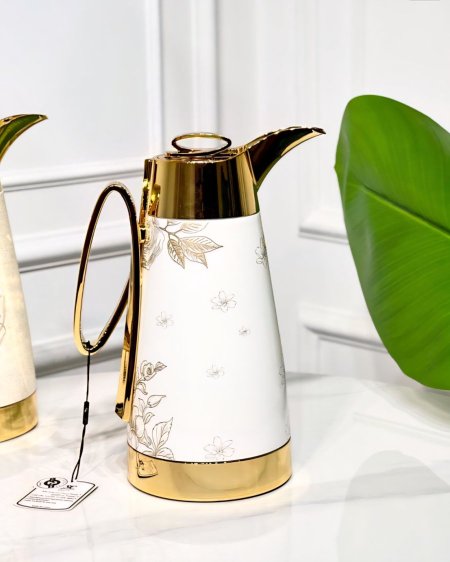 براد قهوة سادة يد ذهبي مرسم 1لتر