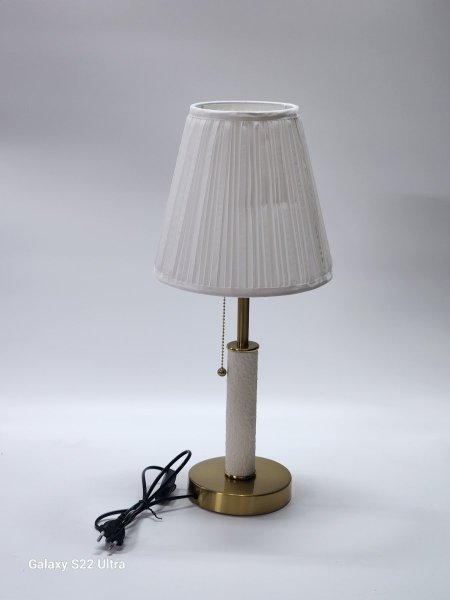 تيبل لامب قاعدة لون نحاسي حجر