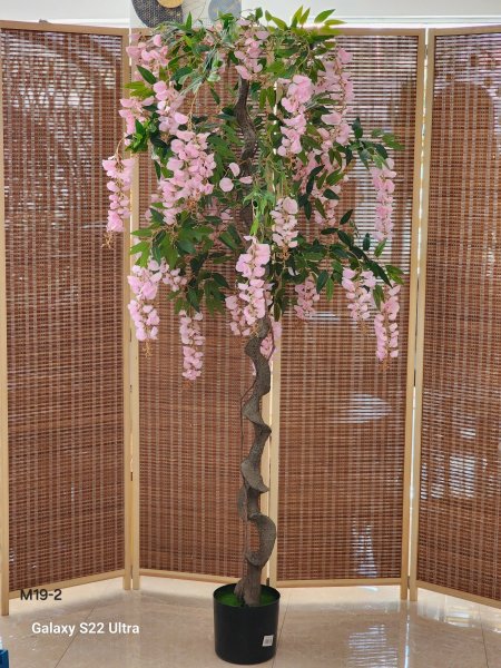 شجر أخضر شلال ورد نوار زهر