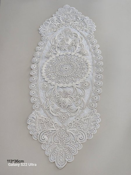 رنر طاولة قماش لون بيج مخرم 113*36سم