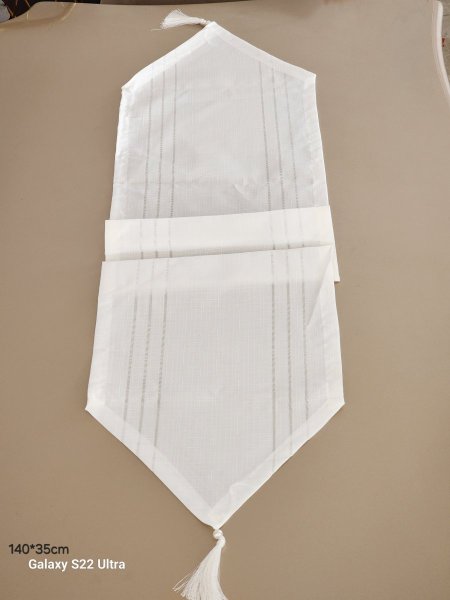 رنر طاولة قماش ابيض 140*35سم