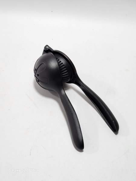 عصارة ليمون كبس معدن