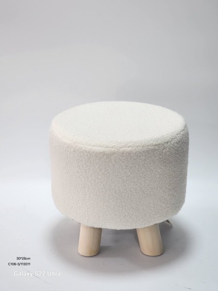 سكملة فرو ارجل خشب 30*28سم