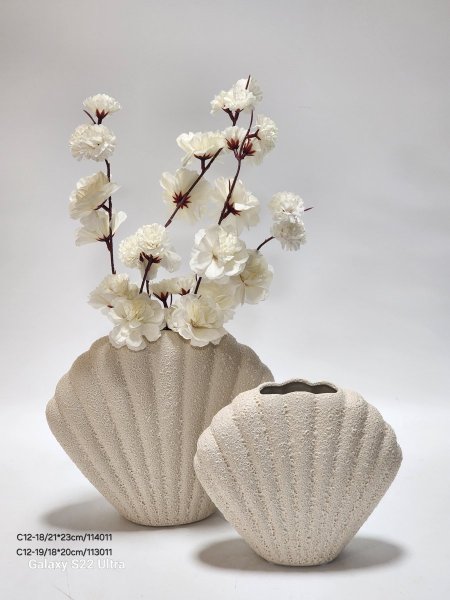 مزهرية جبصين ملمس خشن شكل صدف بدون ورد