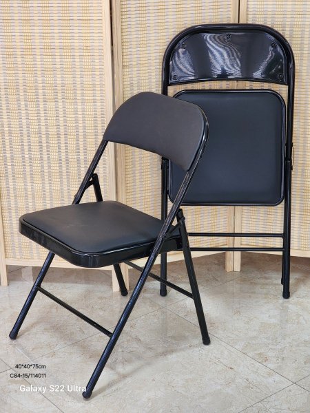 كرسي رحلة جلد اطار معدن مطلي 40*40*75سم