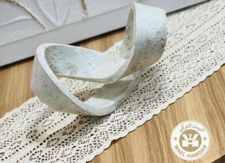 تحفة جبص شكل حلقات لف