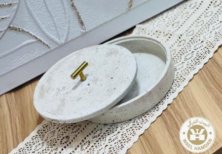 مضيفة بورسلان دائرية