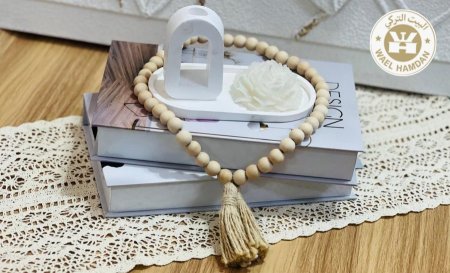 شمعة ديكور مع رائحة عطرية