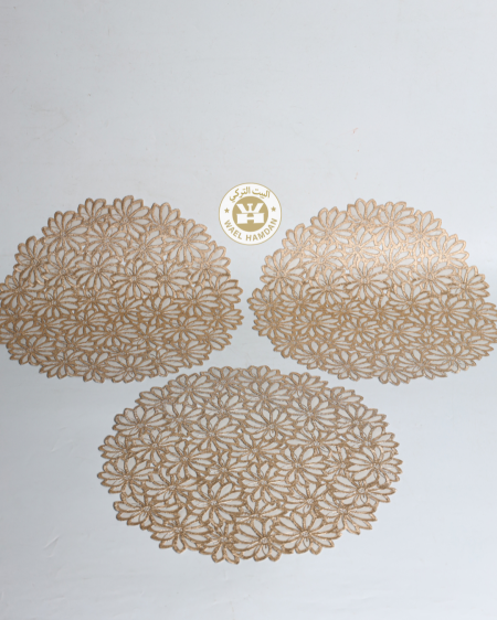 كوستر عدد 3 جلد لون ذهبي