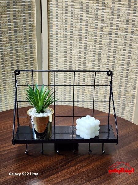 ستاند ديكور تعليق معدن مع علاقات مطلي