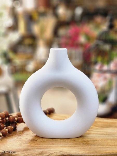 مزهرية شكل دونت بلاستيك 20*18سم