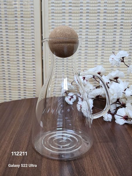 ابريق ماء زجاج غطاء طابة