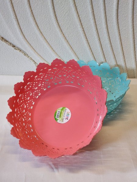 سلة خبز بلاستيك