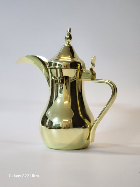 دلة قهوة ذهبي