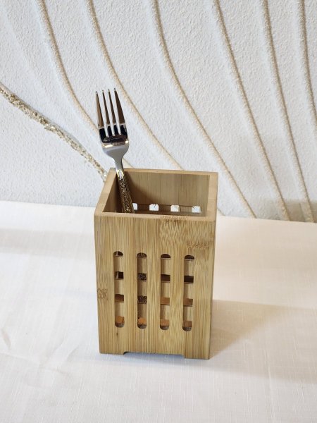 حمالة معالق خشب مربعة