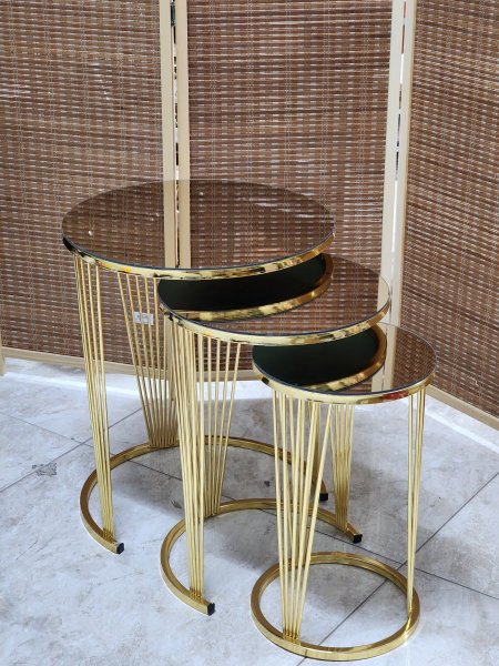 طقم سكملات  3 قطع وجه زجاج اطل معدن ذهبي مشبك