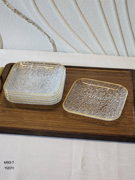 صحن حلويات زجاج مربع /6 حز ذهبي