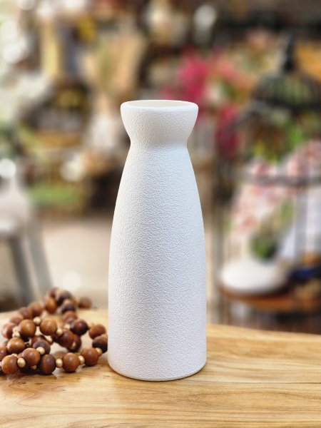 مزهرية ابيض بلاستيك