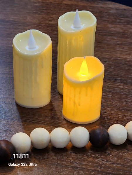 طقم 3 شمع إلكتروني مضيء