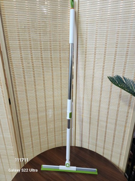 قشاطة سيلكون مع عصا