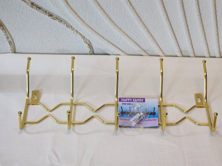 علاقة ملابس حديد لون ذهبي